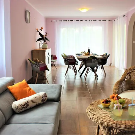 Apartment Agava *